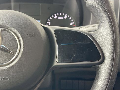 Used 2022 Mercedes-Benz Sprinter 3500 image 17