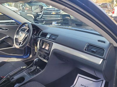 Used 2017 Volkswagen Passat 1.8T S image 25