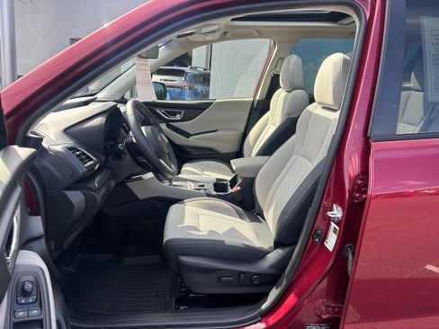 Certified 2024 Subaru Forester Premium AWD/4WD image 12