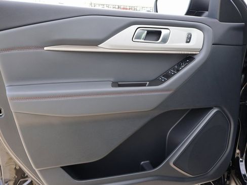 New 2026 Ford Explorer Active image 22