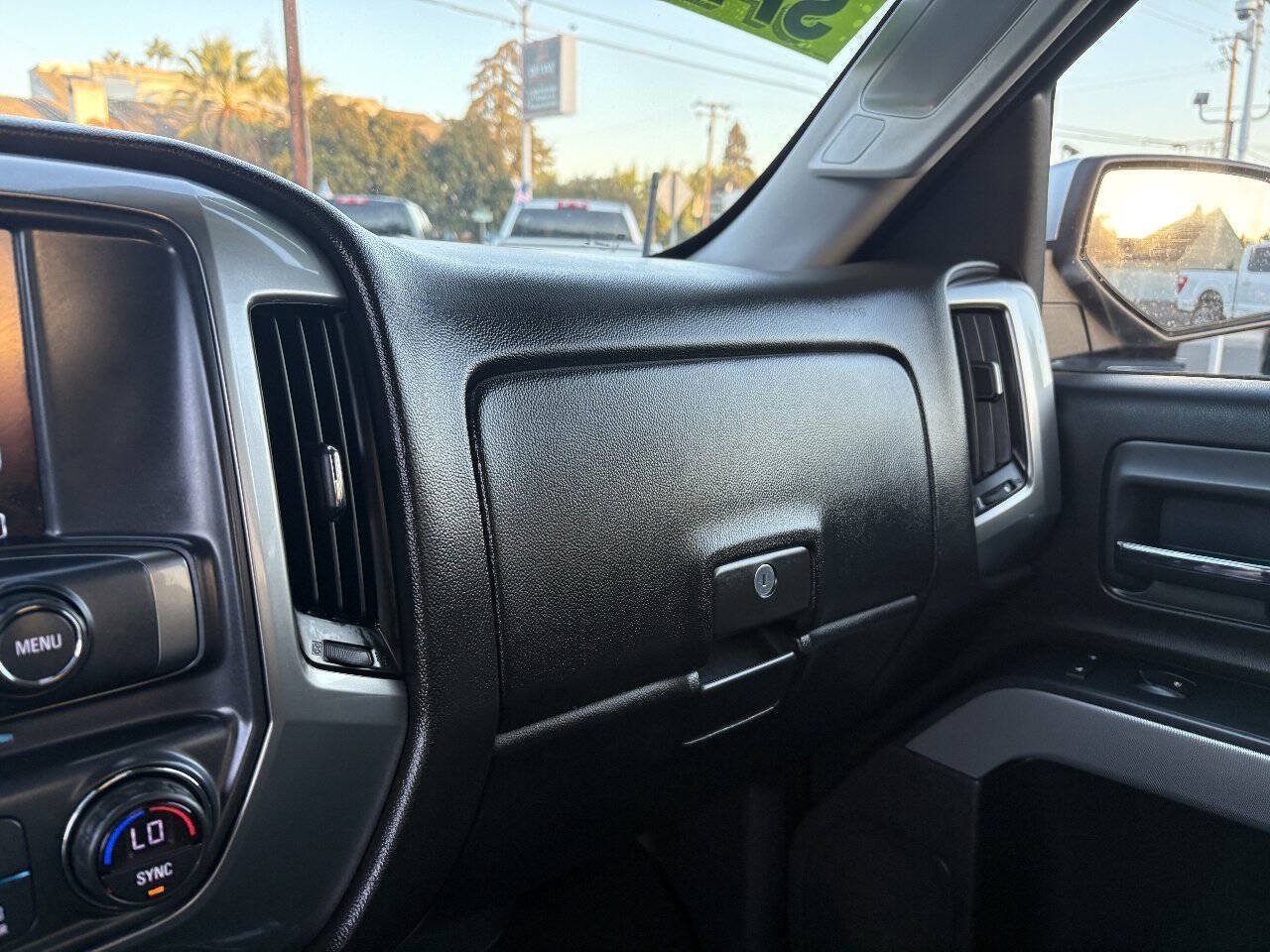 Used 2017 Chevrolet Silverado 1500 LT w/ All Star Edition AWD/4WD image 19