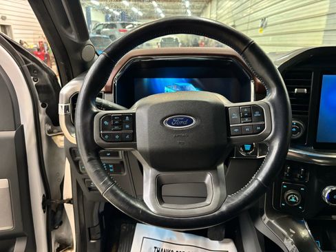 Used 2022 Ford F150 Lariat w/ Equipment Group 502A High image 11