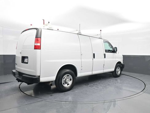 Used 2020 Chevrolet Express 2500 image 8