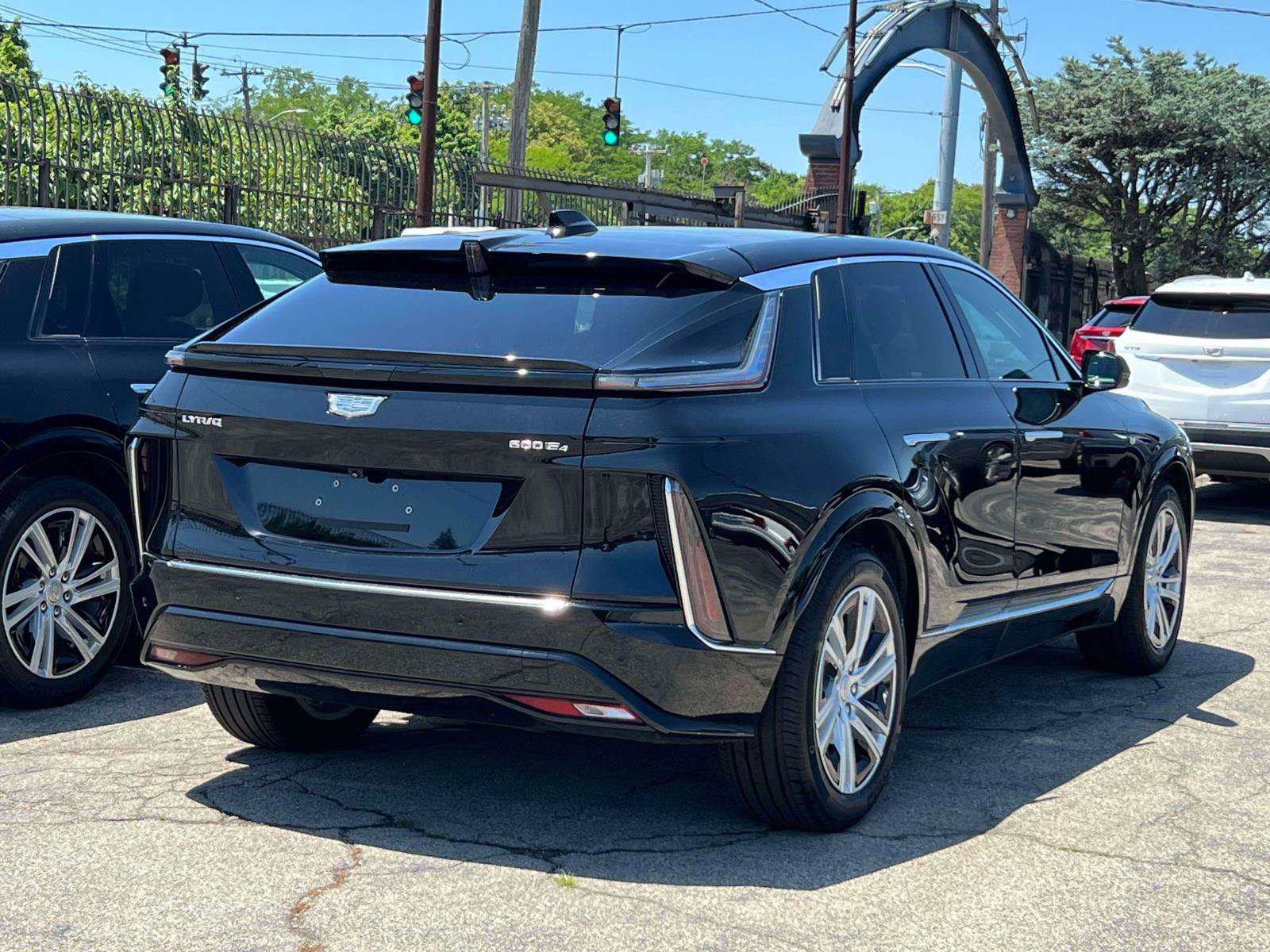 Used 2024 Cadillac Lyriq Tech AWD/4WD image 5