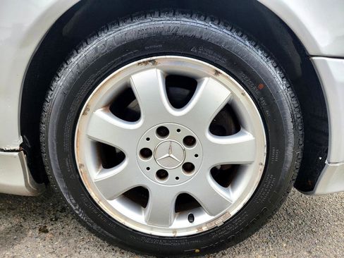 Used 2003 Mercedes-Benz CLK 320 Cabriolet image 16