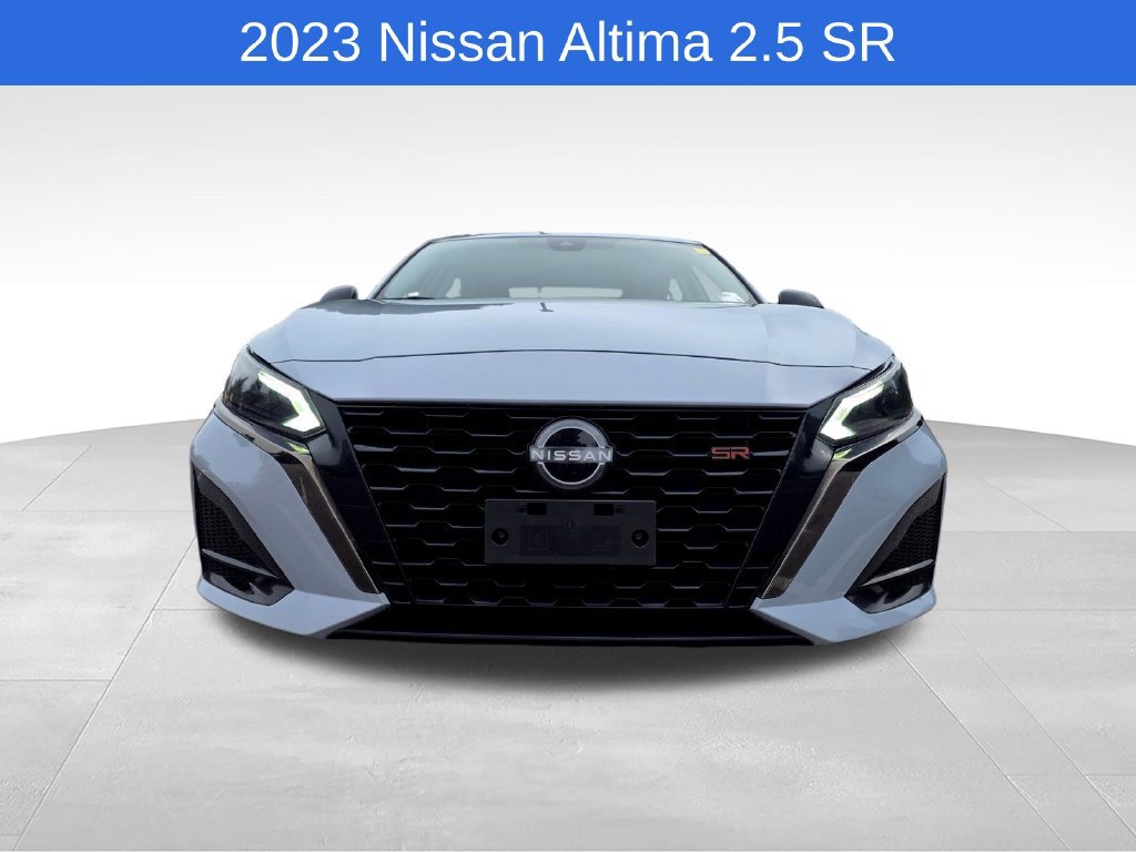 Used 2023 Nissan Altima 2.5 SR w/ SR Premium Package FWD image 9