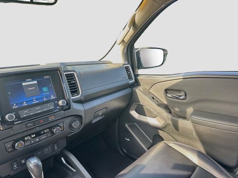Used 2024 Nissan Frontier SL AWD/4WD image 24