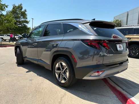 Used 2026 Hyundai Tucson SEL FWD image 8