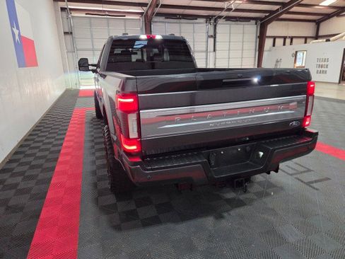 Used 2020 Ford F350 Platinum image 24