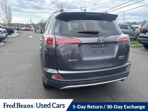 Used 2016 Toyota RAV4 Limited w/ Advanced Technology Package image 9