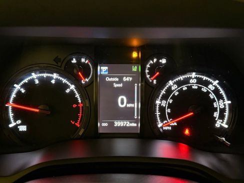 Used 2023 Toyota 4Runner SR5 Premium image 18