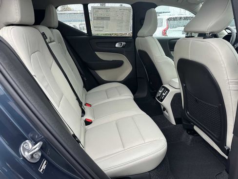 New 2026 Volvo XC40 B5 Ultra w/ Climate Package image 13