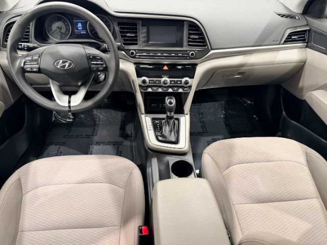 Used 2020 Hyundai Elantra SE FWD image 27