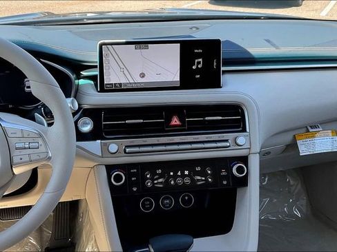 New 2026 Genesis G70 2.5T Prestige image 7