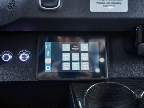 Used 2024 Mercedes-Benz Sprinter 3500 w/ Parking Package image 54