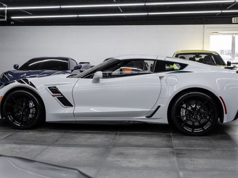 Used 2018 Chevrolet Corvette Grand Sport image 18