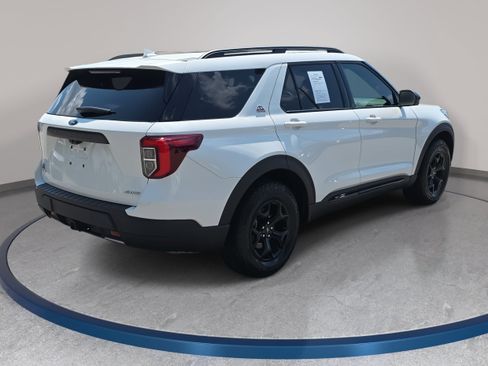 Used 2023 Ford Explorer Timberline w/ Timberline Technology Package AWD/4WD image 5