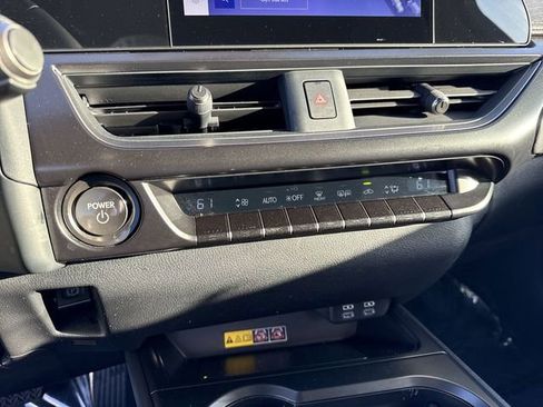 Certified 2025 Lexus UX 300h FWD w/ Accessory Package (Z2) image 7