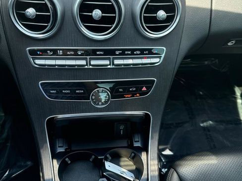 Used 2020 Mercedes-Benz C 300 4MATIC Sedan image 22