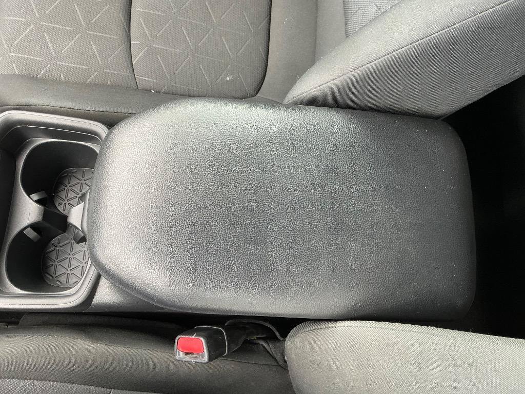 Used 2021 Toyota RAV4 XLE FWD image 20