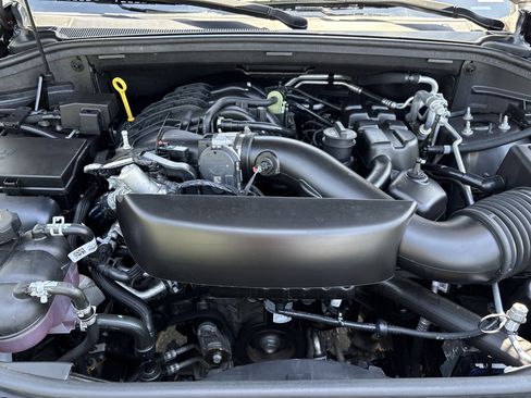 Certified 2024 Dodge Durango GT image 37