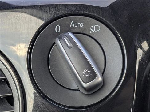 Used 2016 Volkswagen Beetle 1.8T S image 14