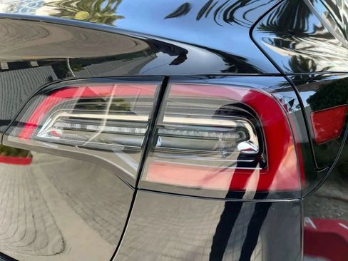 Used 2023 Tesla Model 3 Standard Range RWD image 35
