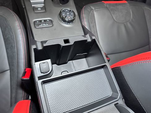 New 2025 Ford Ranger Raptor image 33