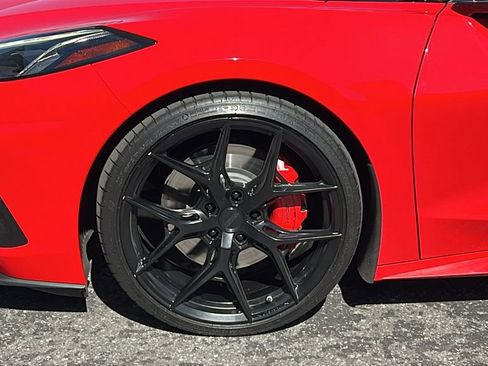 Used 2021 Chevrolet Corvette Stingray Premium Conv w/ Z51 Performance Package RWD image 7