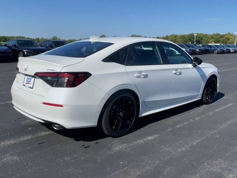 Used 2025 Honda Civic Sport image 9