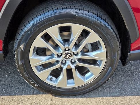 Used 2021 Toyota RAV4 Limited AWD/4WD image 9