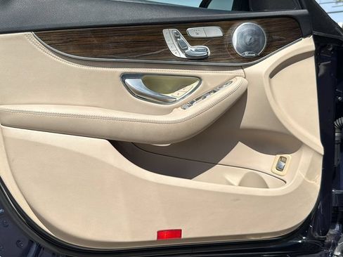Used 2015 Mercedes-Benz C 300 4MATIC Sedan image 19