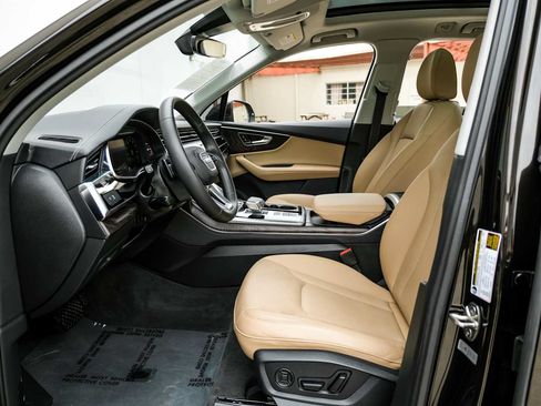 Used 2024 Audi Q7 2.0T Premium Plus w/ Premium Plus Package AWD/4WD image 4