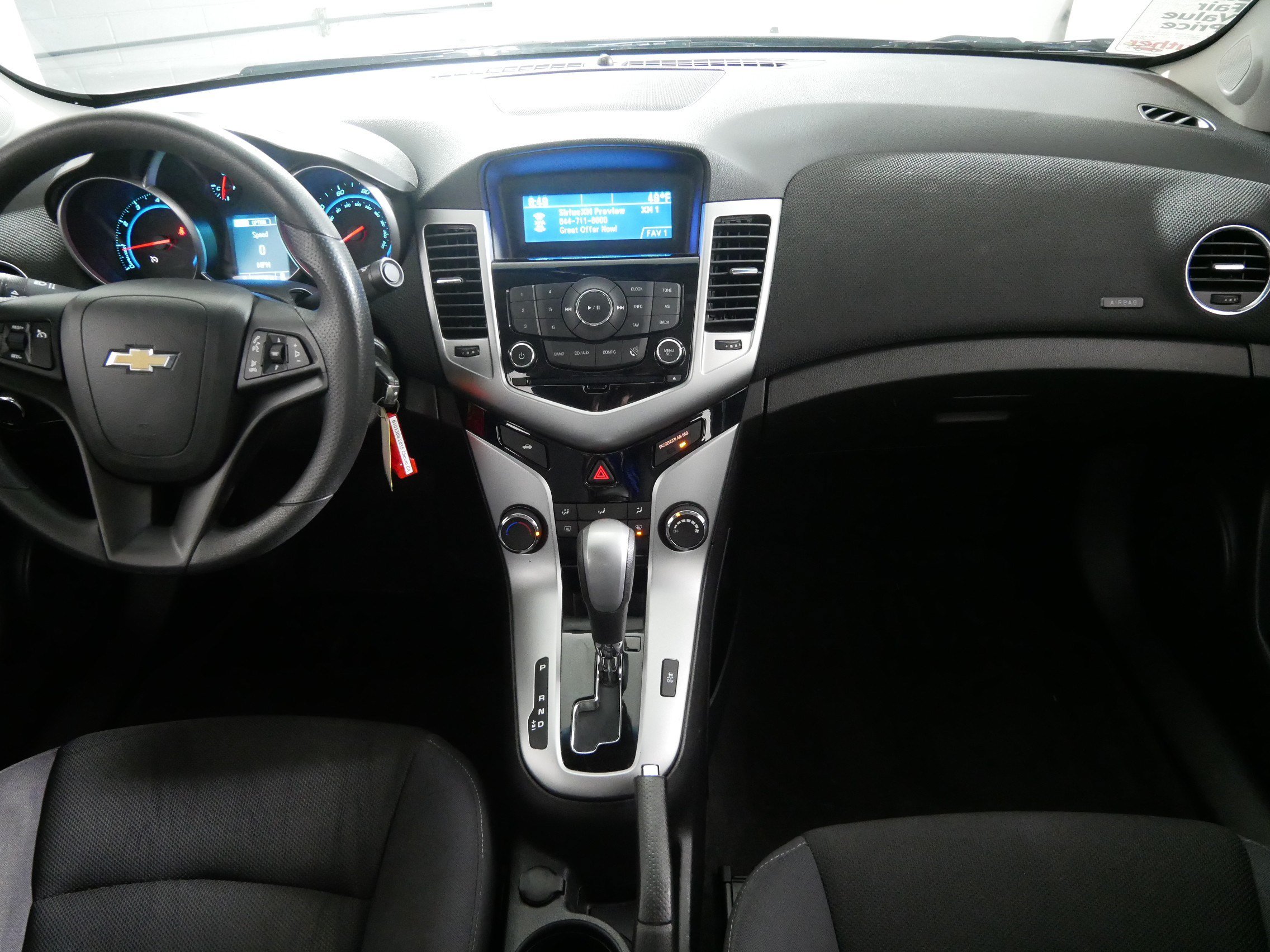 Used 2015 Chevrolet Cruze LT FWD image 10