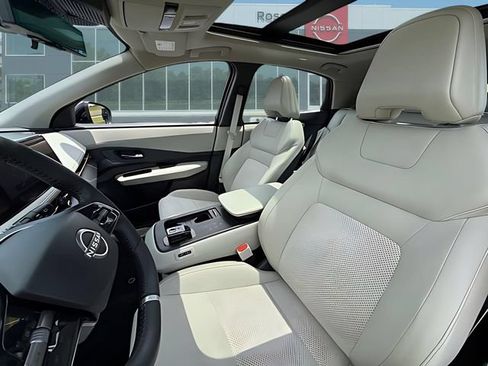 Certified 2024 Nissan Ariya FWD image 26