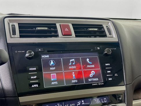 Used 2016 Subaru Outback 2.5i Limited image 13