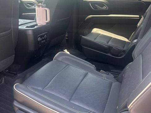 Used 2021 Chevrolet Suburban Premier w/ Texas Edition RWD image 6