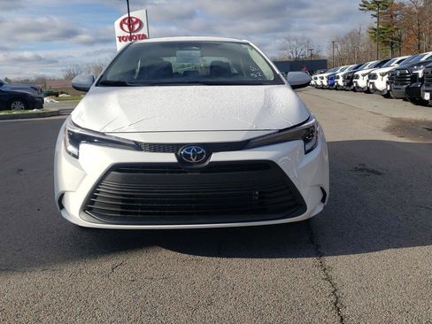 New 2026 Toyota Corolla LE image 3