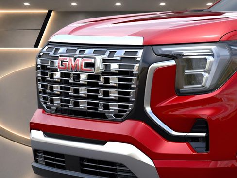 New 2026 GMC Terrain Denali w/ LPO, Floor Liner Package AWD/4WD image 13