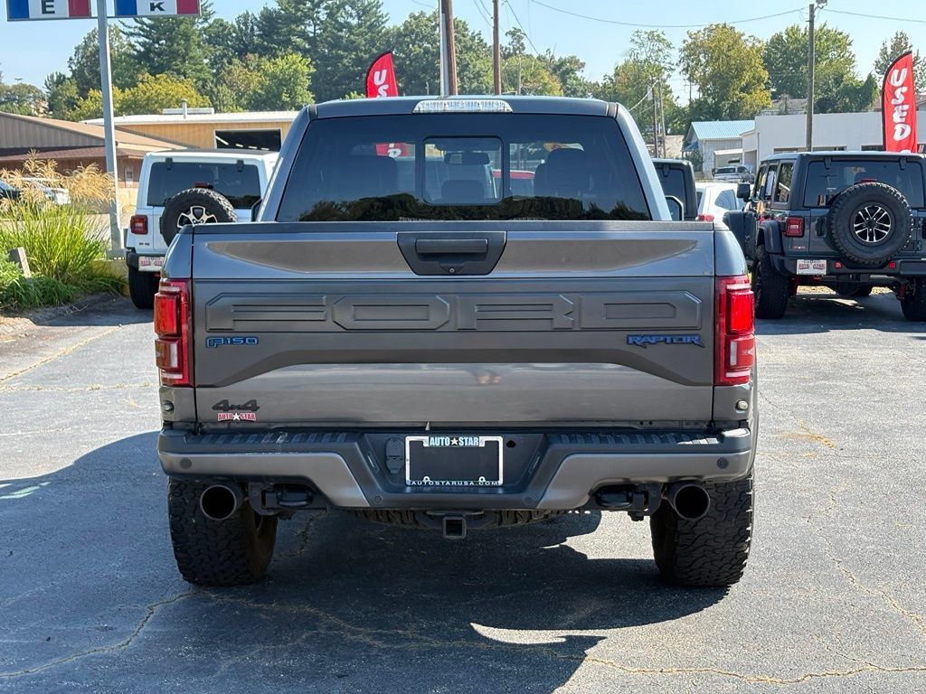 Used 2018 Ford F150 Raptor w/ Equipment Group 801A Mid AWD/4WD image 4