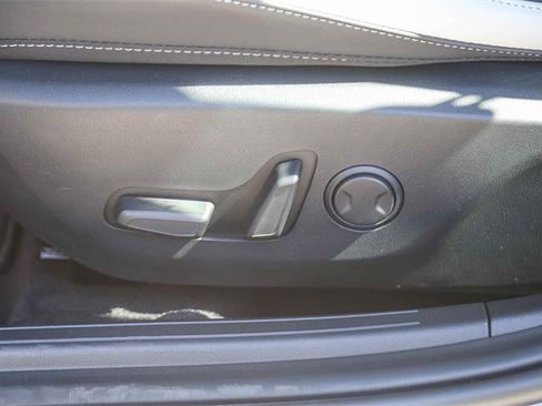 Certified 2025 Kia K4 GT-Line w/ GT-Line Premium Package image 23