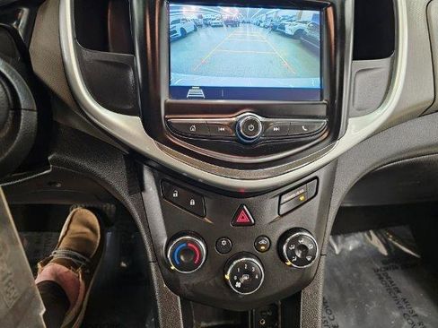 Used 2018 Chevrolet Sonic LT image 15