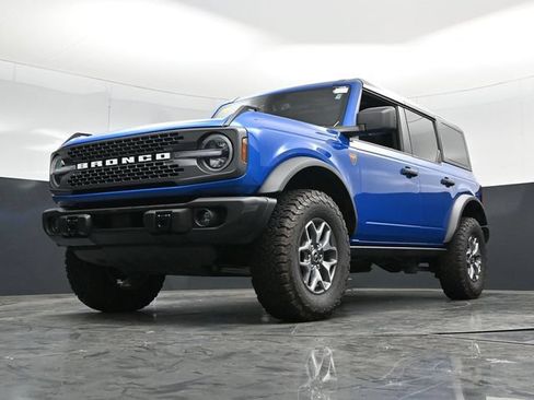 Used 2025 Ford Bronco Badlands AWD/4WD image 55