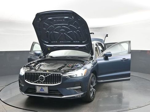 Used 2023 Volvo XC60 B5 Plus w/ Climate Package image 43