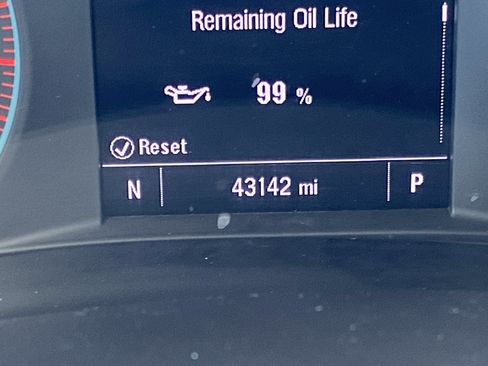 Used 2024 Chevrolet Malibu LT image 29