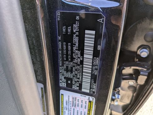 Used 2024 Lexus RX 350 Premium w/ Convenience Package FWD image 34