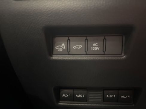 Certified 2025 Lexus GX 550 image 39