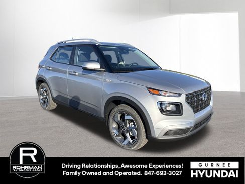 New 2026 Hyundai Venue SEL image 2