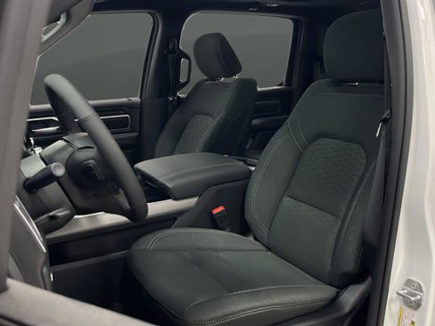 New 2026 RAM 1500 Big Horn AWD/4WD image 9