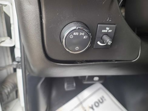 Used 2017 GMC Savana 2500 Extended image 25